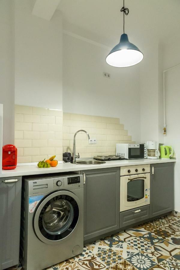 White Nights Of Old Town Bucharest Apartamento Exterior foto